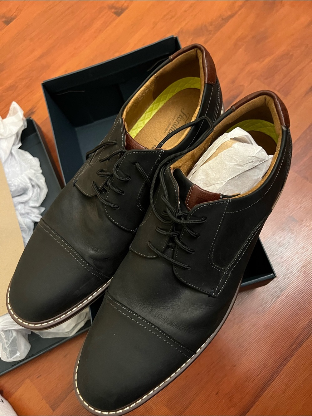 Florsheim Wide Width Norwalk Black Oxfords